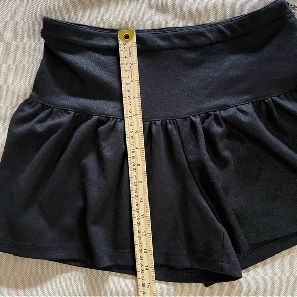Free People Size 4 High Waist Black Ruffle Shorts Skort Boho Athleisure Mini - Picture 7 of 10